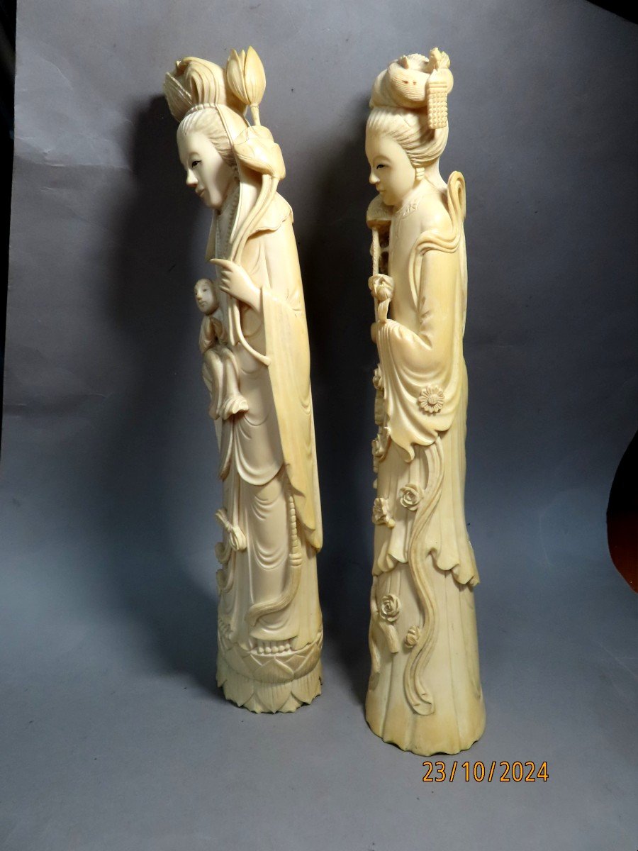 Two Ivory Okimono. Gwan-yin With Girls And Child. Japan Taisho Era (1912-1928)-photo-2