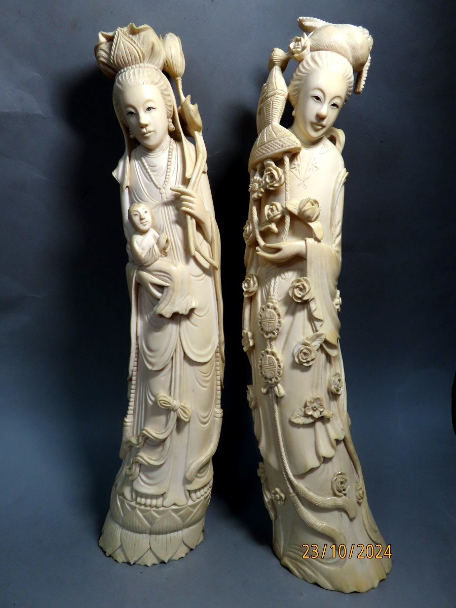 Two Ivory Okimono. Gwan-yin With Girls And Child. Japan Taisho Era (1912-1928)