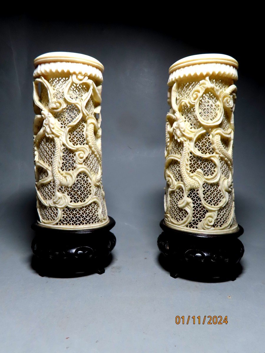 Pair Of Ivory Okimono. Brush Pots Or Bitong. China (1912-1949)