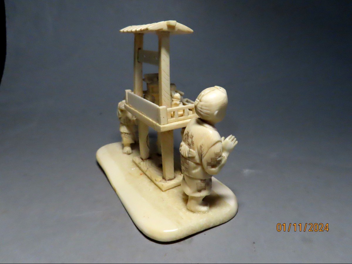 Ivory Okimono. Karako And Toys. Signed Shin'yuki' 心之 . Japan Meiji Period (1868-1912)-photo-1