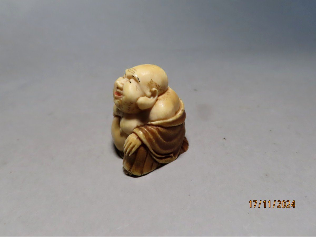 Ivory Netsuke. Pot-bellied Hotei. Japan, Meiji Period (1868-1912)-photo-2