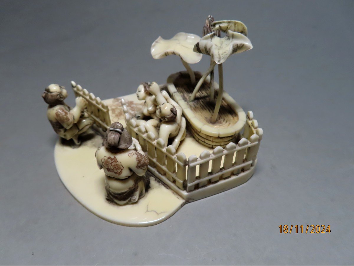 Erotic Ivory Okimono. Small Scene. Japan Taisho Period (1912-1928)-photo-3