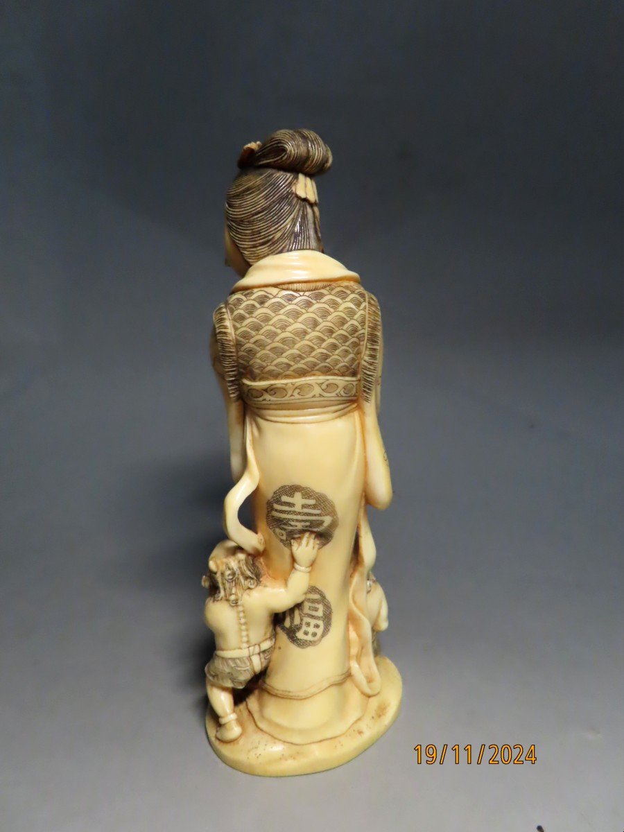 Ivory Okimono. The Oni Charmer. Japan Meiji Period (1868-1912)-photo-4