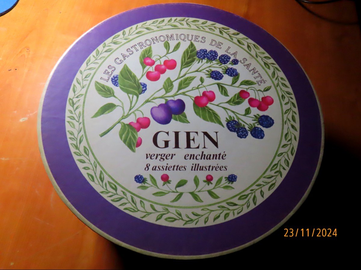 8 New Gien Earthenware Dessert Plates In Their Original Box.-photo-4