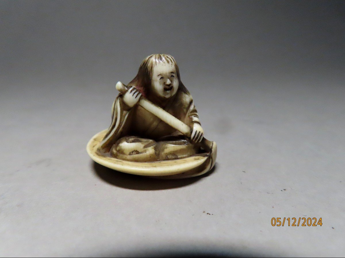 Ivory Netsuke. Shojo In A Sake Cup. Signed Ryumin, Edo School. Japan, Meiji Period.