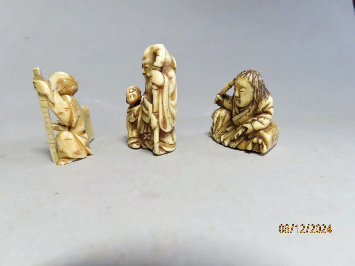 Trois Netsuke en ivoire. Artisan, peintre et vieux Sage. Japon époque Meiji (1868-1912 )-photo-2