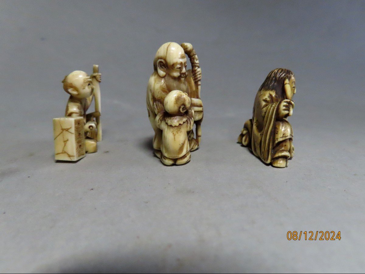 Trois Netsuke en ivoire. Artisan, peintre et vieux Sage. Japon époque Meiji (1868-1912 )-photo-4