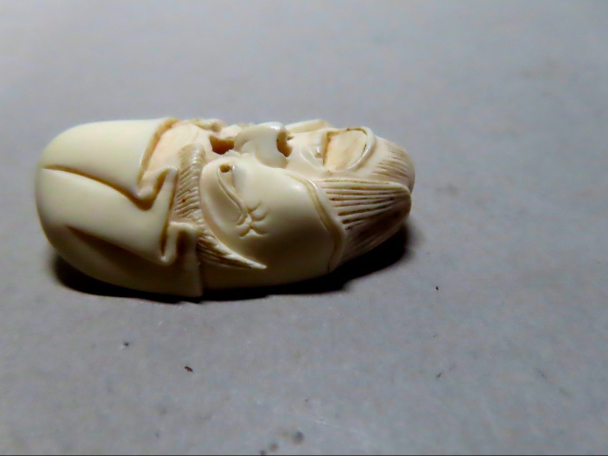 Deux Netsuke. Masques de théâtre Nô. Japon époque Meiji (1868-1912 )-photo-4