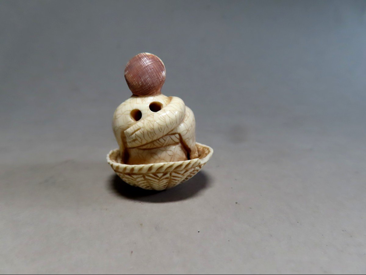 Ivory Netsuke. The Dreamer. Japan Taisho Period (1912-1928)-photo-3