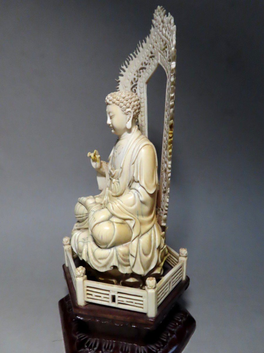 Ivory Okimono. Buddha In Meditation. China, Early 20th Century.-photo-2