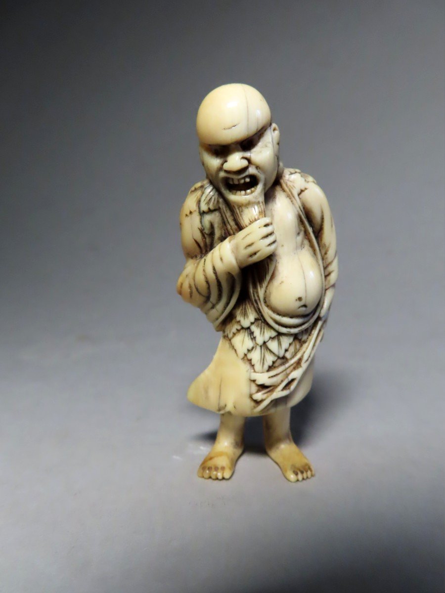 Ivory Netsuke Gama Sennin In Anger. Japan Edo Period (1603-1868)