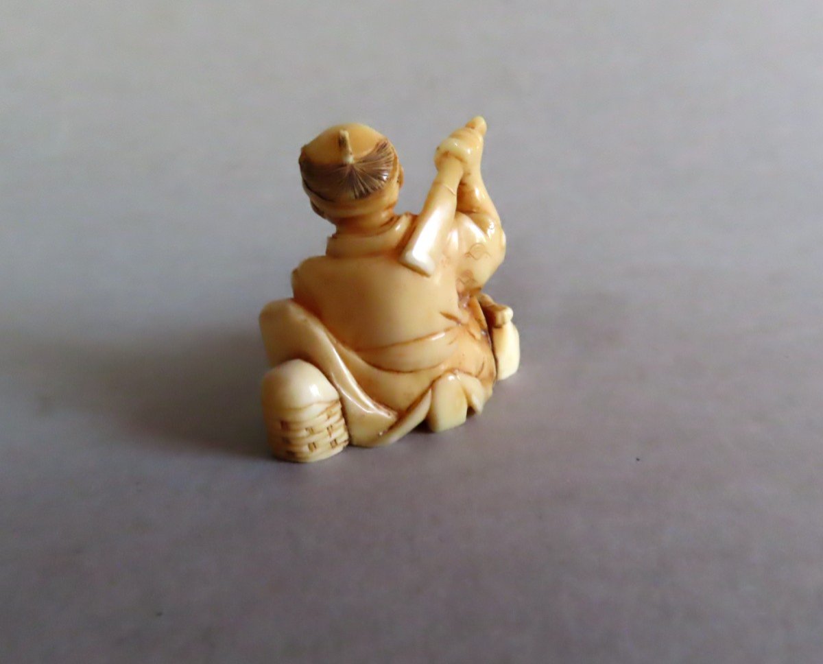 Ivory Netsuke. Street Scene. Small. Japan Meiji Period (1868-1912)-photo-3