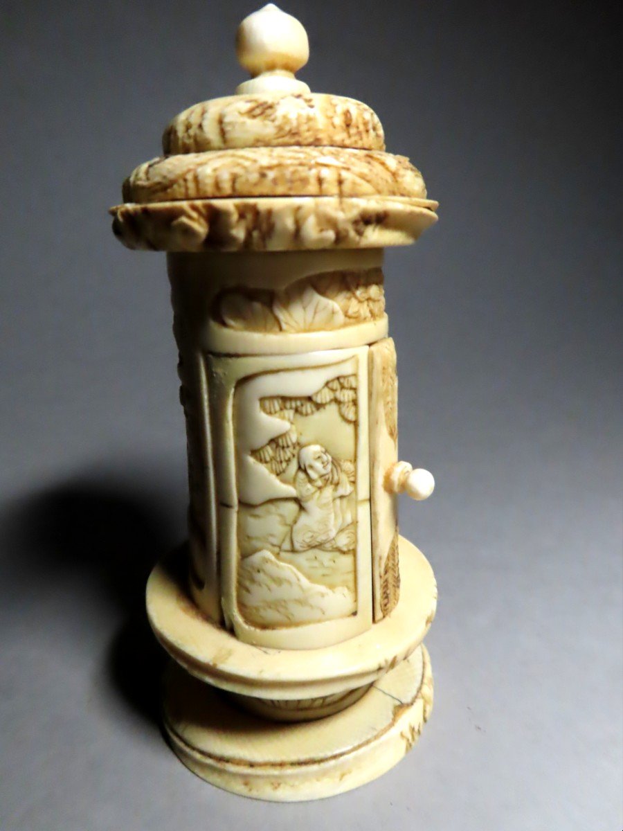 Ivory Okimono. Traveler's Butsudan. Signed Kozan, Japan Meiji Period (1868-1912)-photo-2