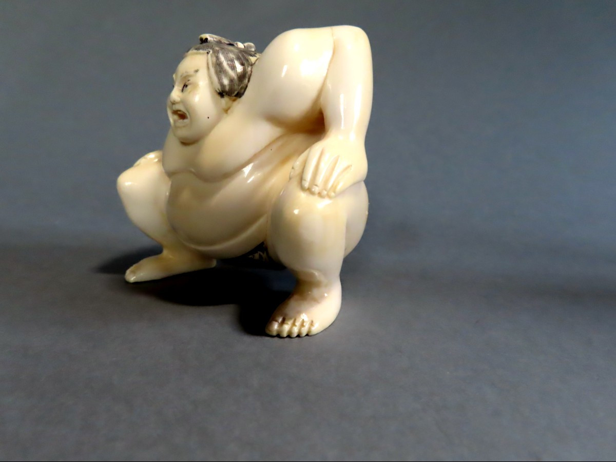 Ivory Netsuke. Sumo. Taisho Period (1912-1928)-photo-2