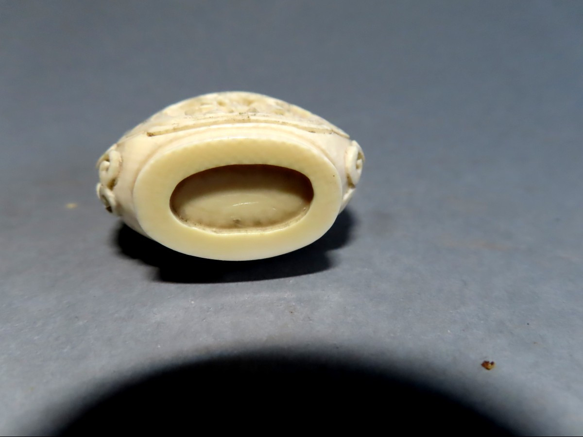 Ivory Snuffbox. China 1920-30-photo-4
