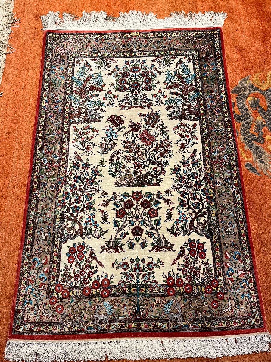 Goum Silk Carpet