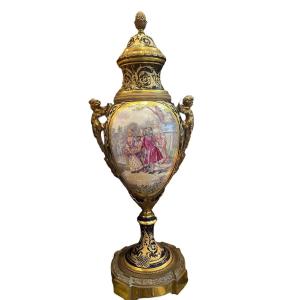 Grand Vase En Porcelaine De Sèvres 19em