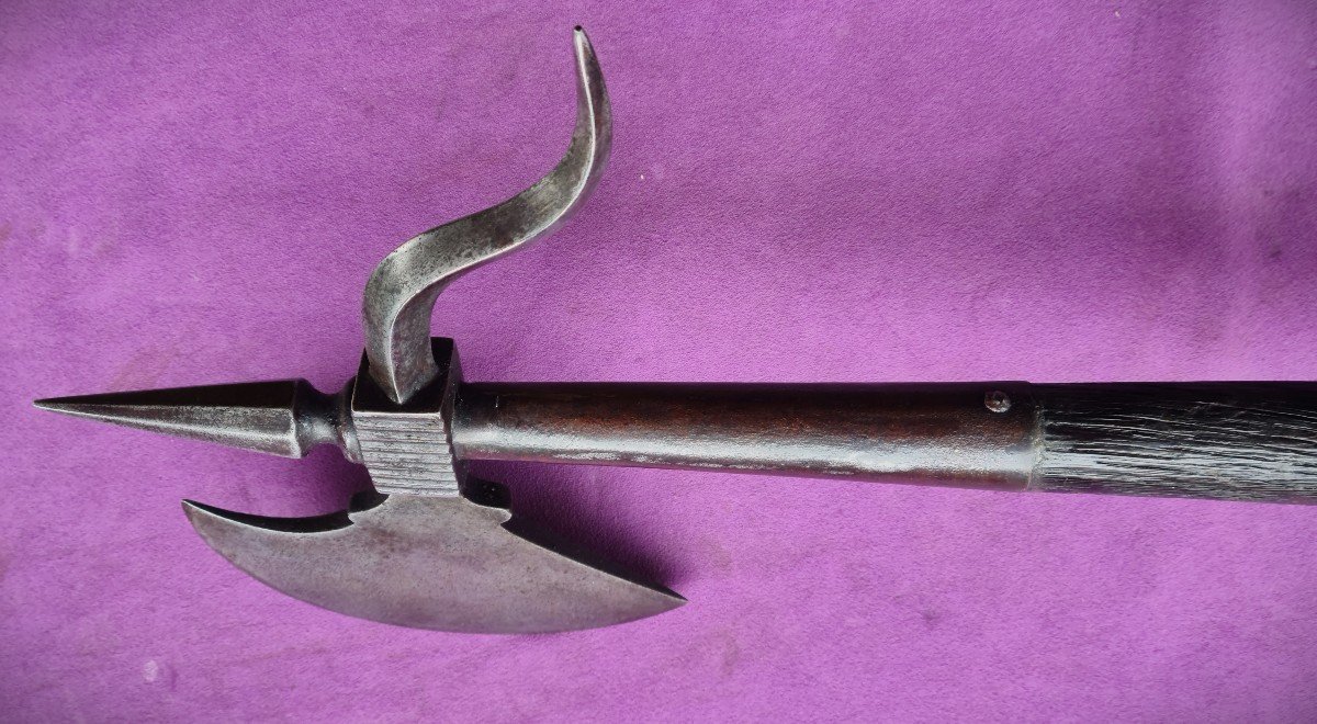 17th Century Austrian War Axe-photo-2