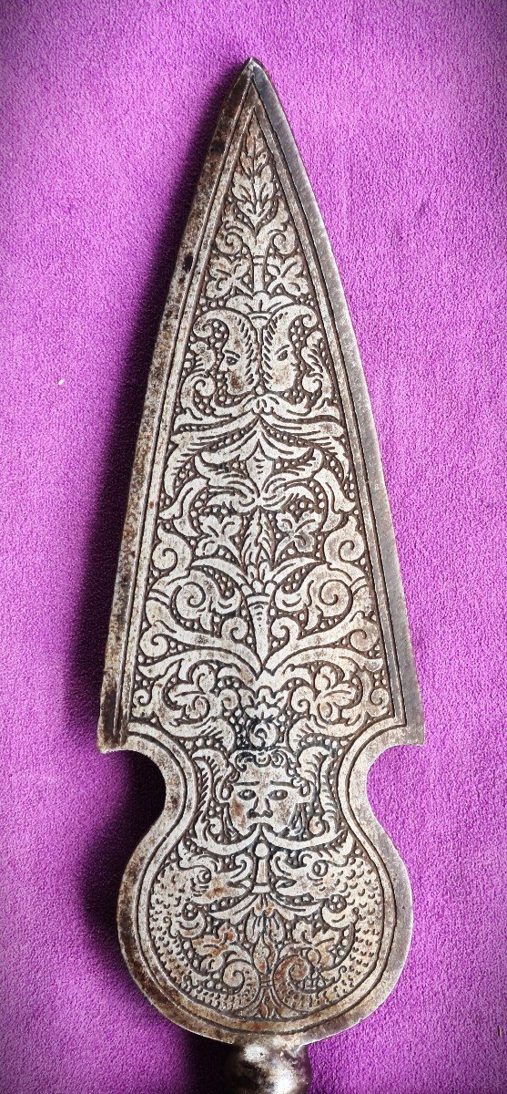 Engraved Esponton, 16th Century Style, In Steel And Not Cast Iron.-photo-6