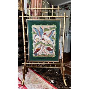 Napoleon III Period Fireplace Screen In Gilded Wood With Embroidery