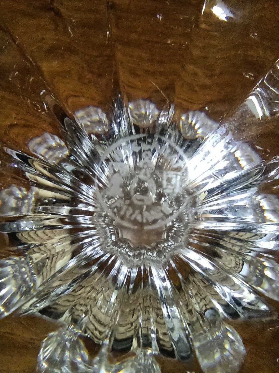 6 Flutes A Champagne  Modèle Assas En Cristal De Baccarat 21 Cm Estampillé Sous Le Pied-photo-2