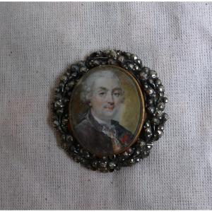 Miniature Portrait Of A Man Of Quality, Silver Mount, Medallion, 18th Century