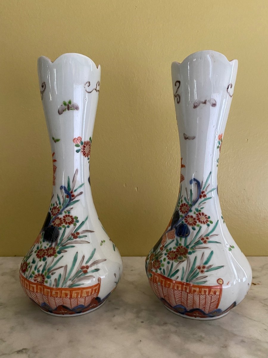 Paire De Petits Vases En Porcelaine De Imari, Japon, Epoque Début XXème-photo-3