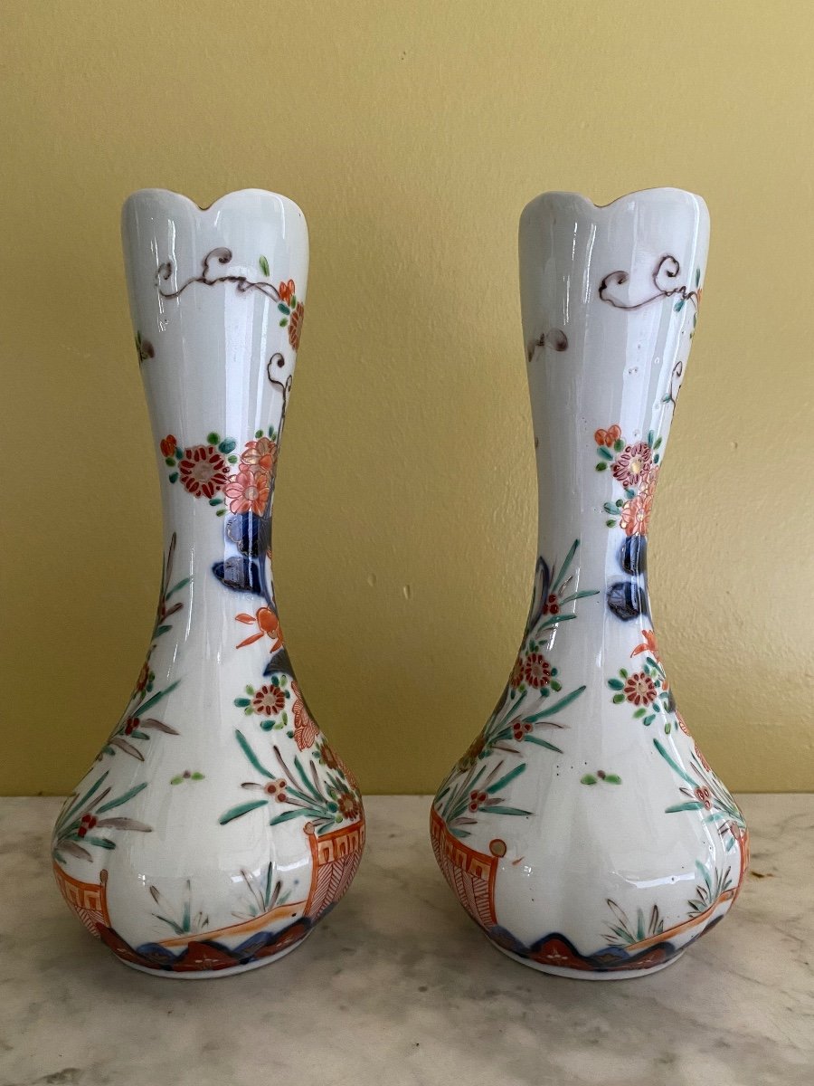 Paire De Petits Vases En Porcelaine De Imari, Japon, Epoque Début XXème-photo-4