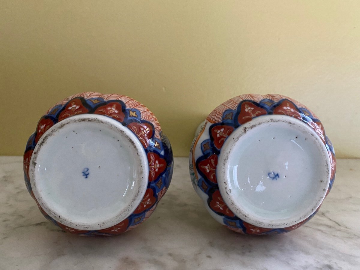 Paire De Petits Vases En Porcelaine De Imari, Japon, Epoque Début XXème-photo-3