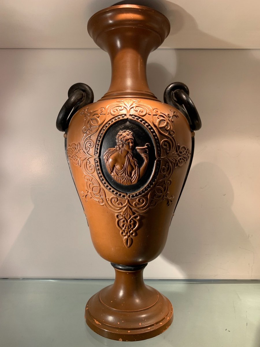 Vase Néoclassique En Terre Cuite Par Wilhelm Schiller, Autriche, Epoque Fin XIXeme