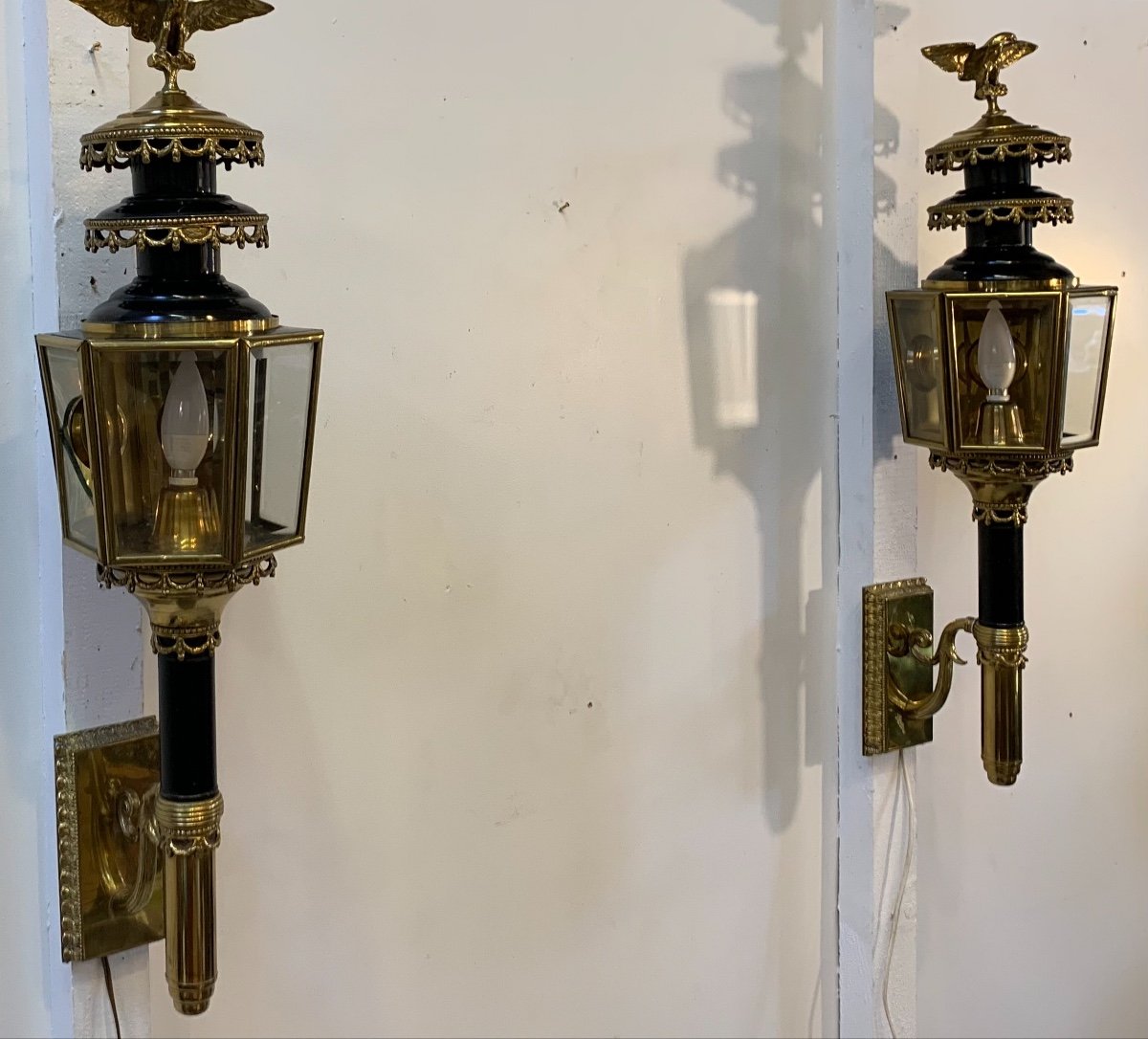 Pair Of Large Coach Lanterns Mounted As Wall Lights, Late 19th Century-photo-1