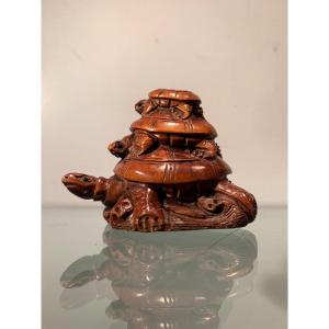 Netsuke With Turtles Signed, Boxwood And Glass, Early 20th Century