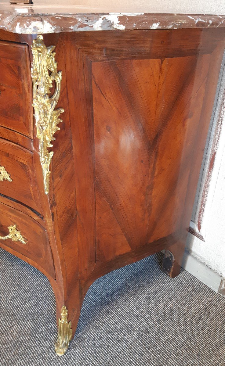 Louis XV Period Rosewood Veneer Chest Of Drawers, Stamped Lardin-photo-2