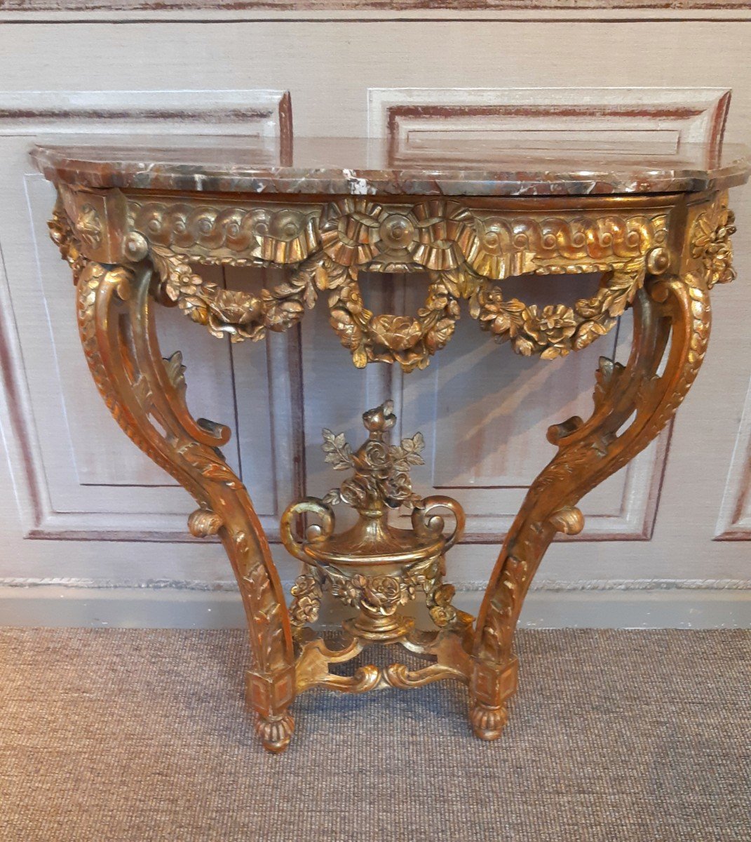 console en bois doré d'époque Transition Louis XV- Louis XVI