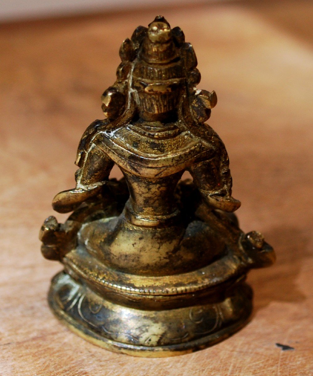 Statuette 17, 18th Century In Gilt Bronze Representing Amitayus Seated On A Double Lotus-photo-3