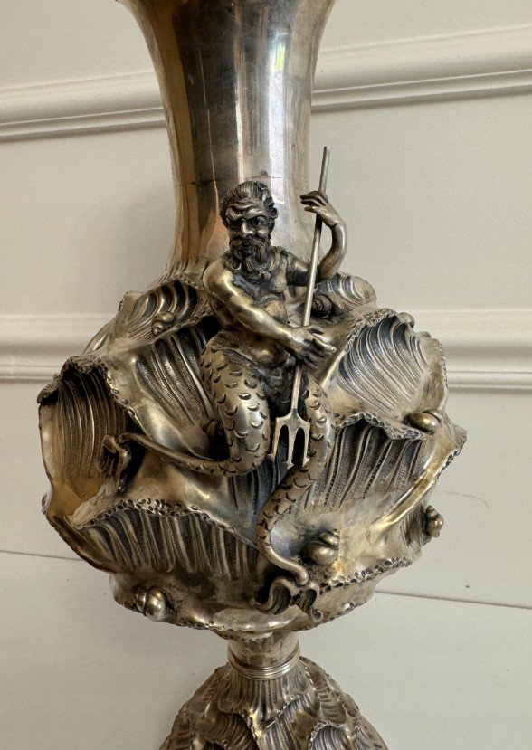 Vase En Argent Avec Tritons 2,35 Kg d'Argent-photo-2