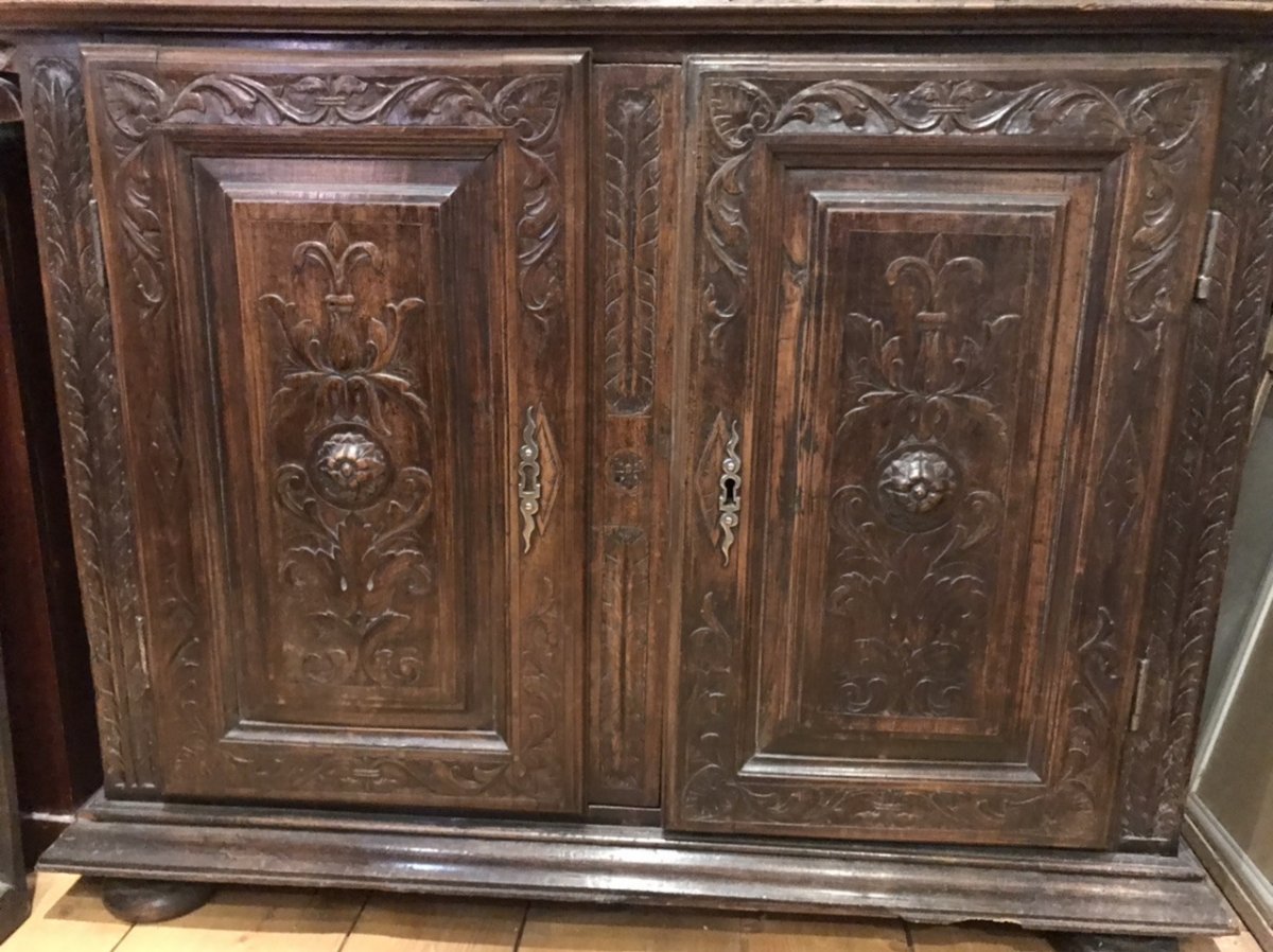 4 Renaissance Style Walnut Doors-photo-3