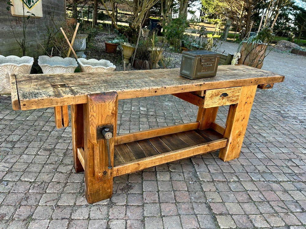 Old Carpentry Workbench 1900-photo-3