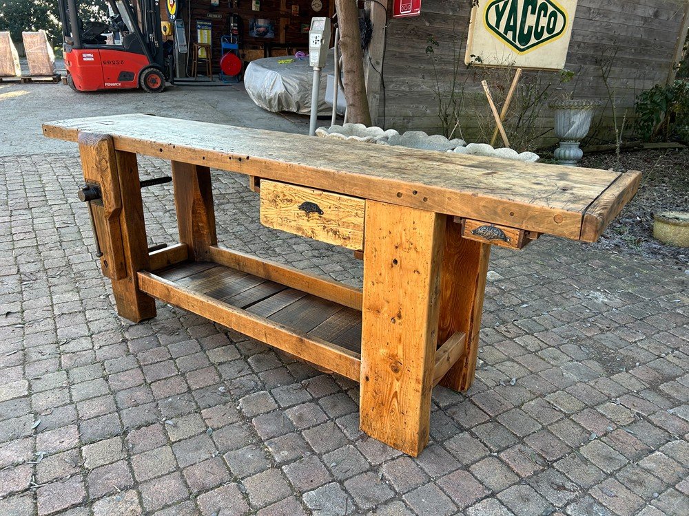 Old Carpentry Workbench 1900-photo-4