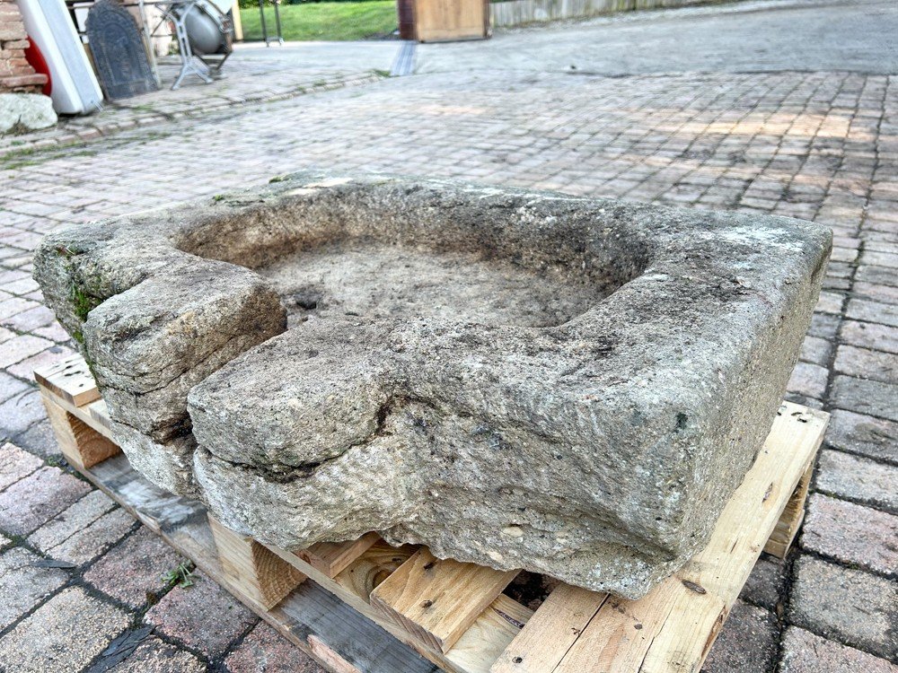 Old 19th Century Stone Sink-photo-2