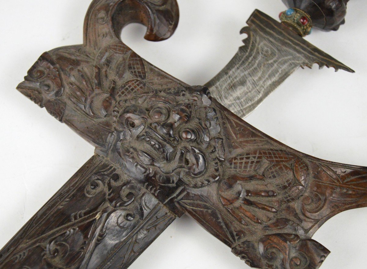 Indonesian Kriss And Its Carved Wooden Scabbard-photo-3