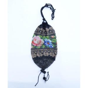 Beaded Handbag Decorated With Flowers 19th Century