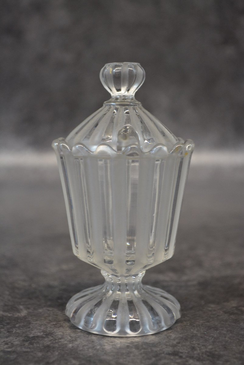 Baccarat Crystal Mustard Pot-photo-3