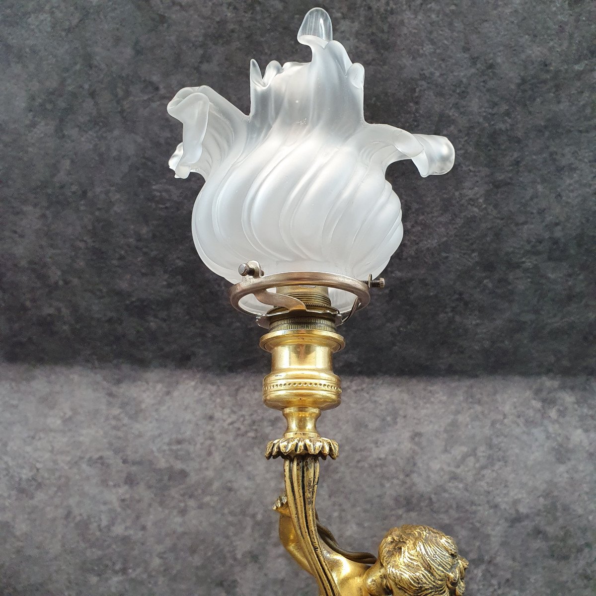 Cherub Bronze Lamp-photo-3