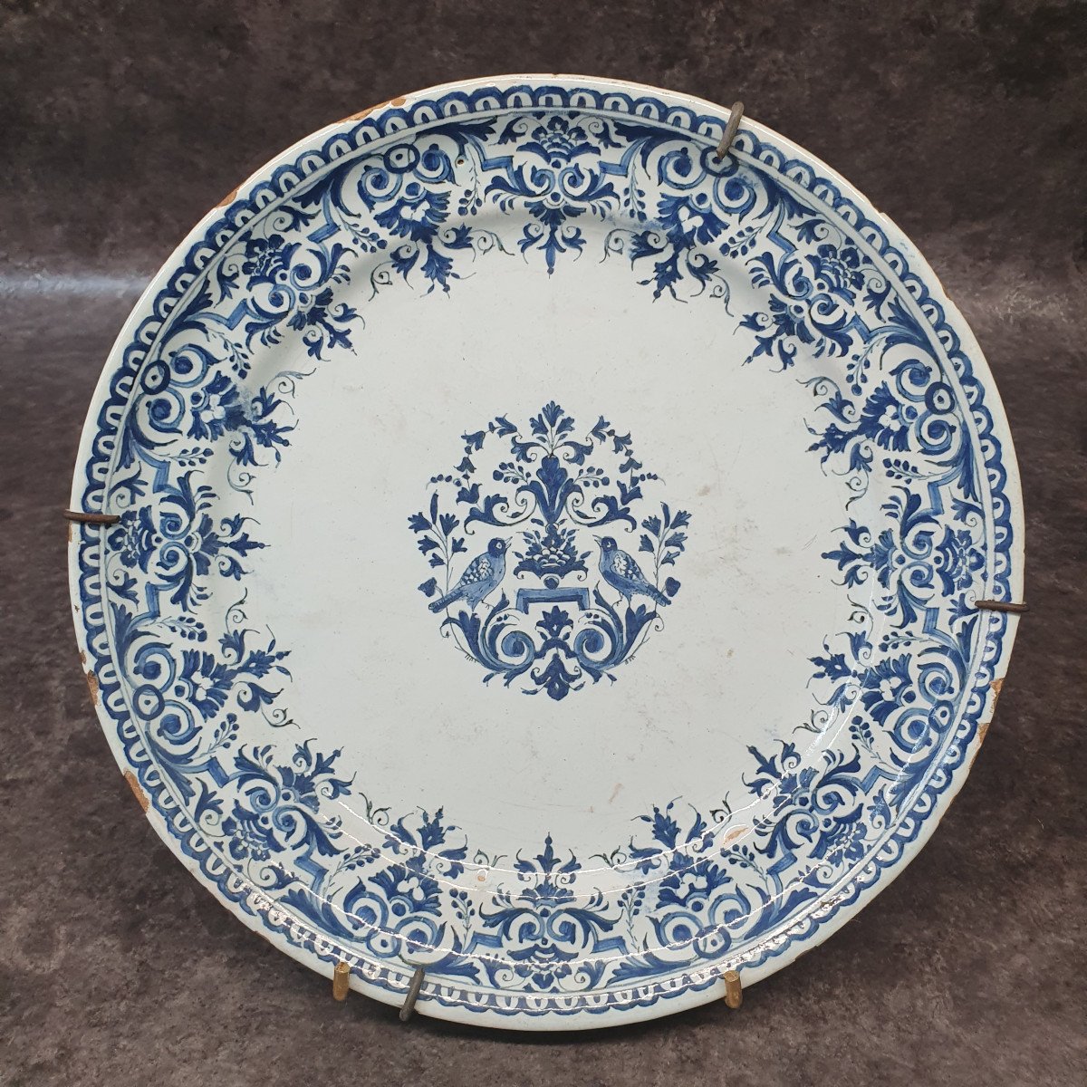 Assiette En Faience De Rouen 