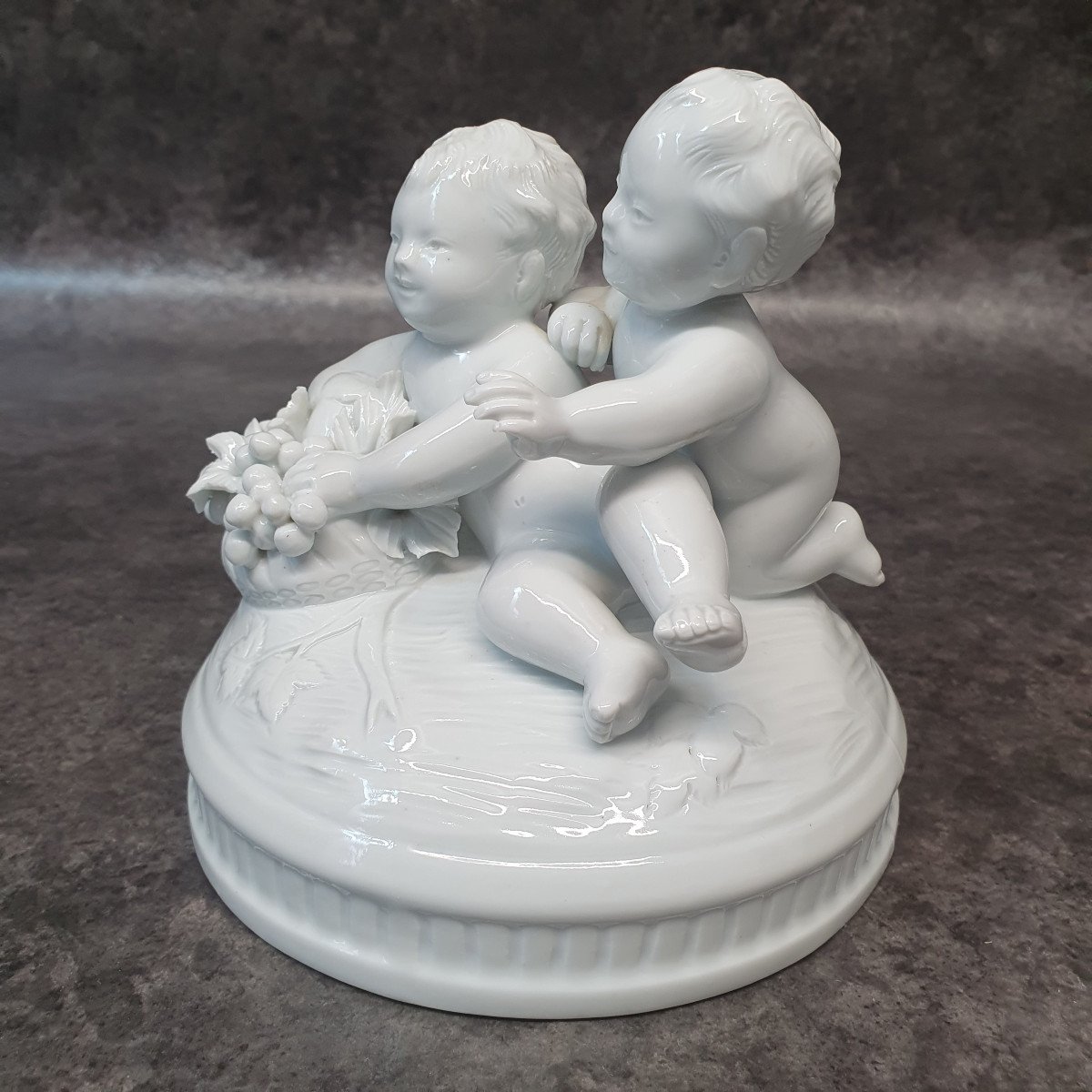 Love In Porcelain Signed Leriche-photo-3