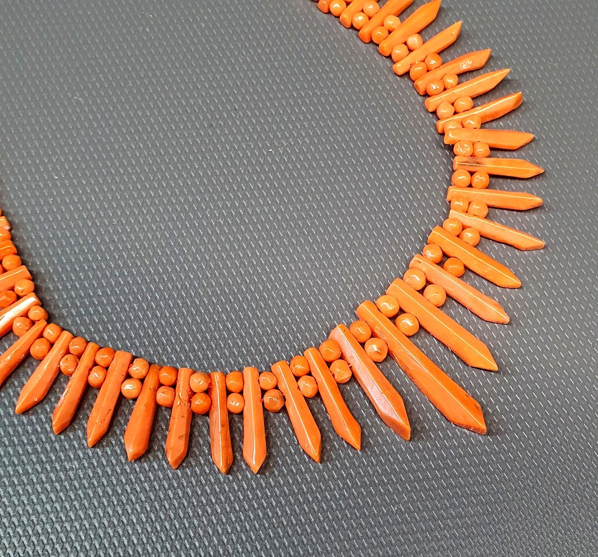 Art Deco Coral Necklace-photo-2