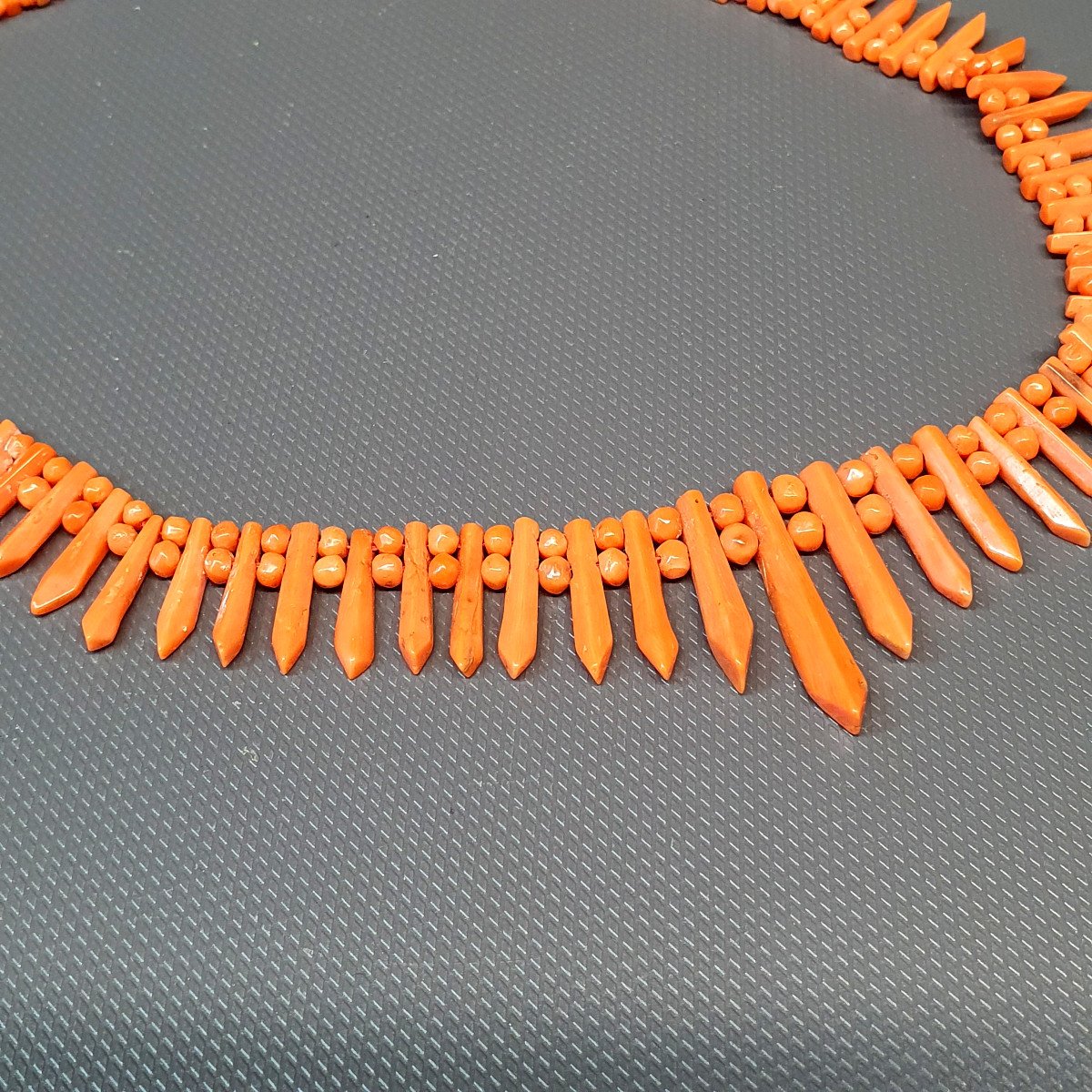 Art Deco Coral Necklace-photo-4