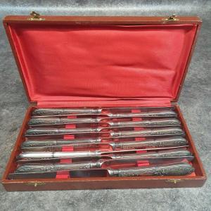 Set Of 12 Silver Metal Knives