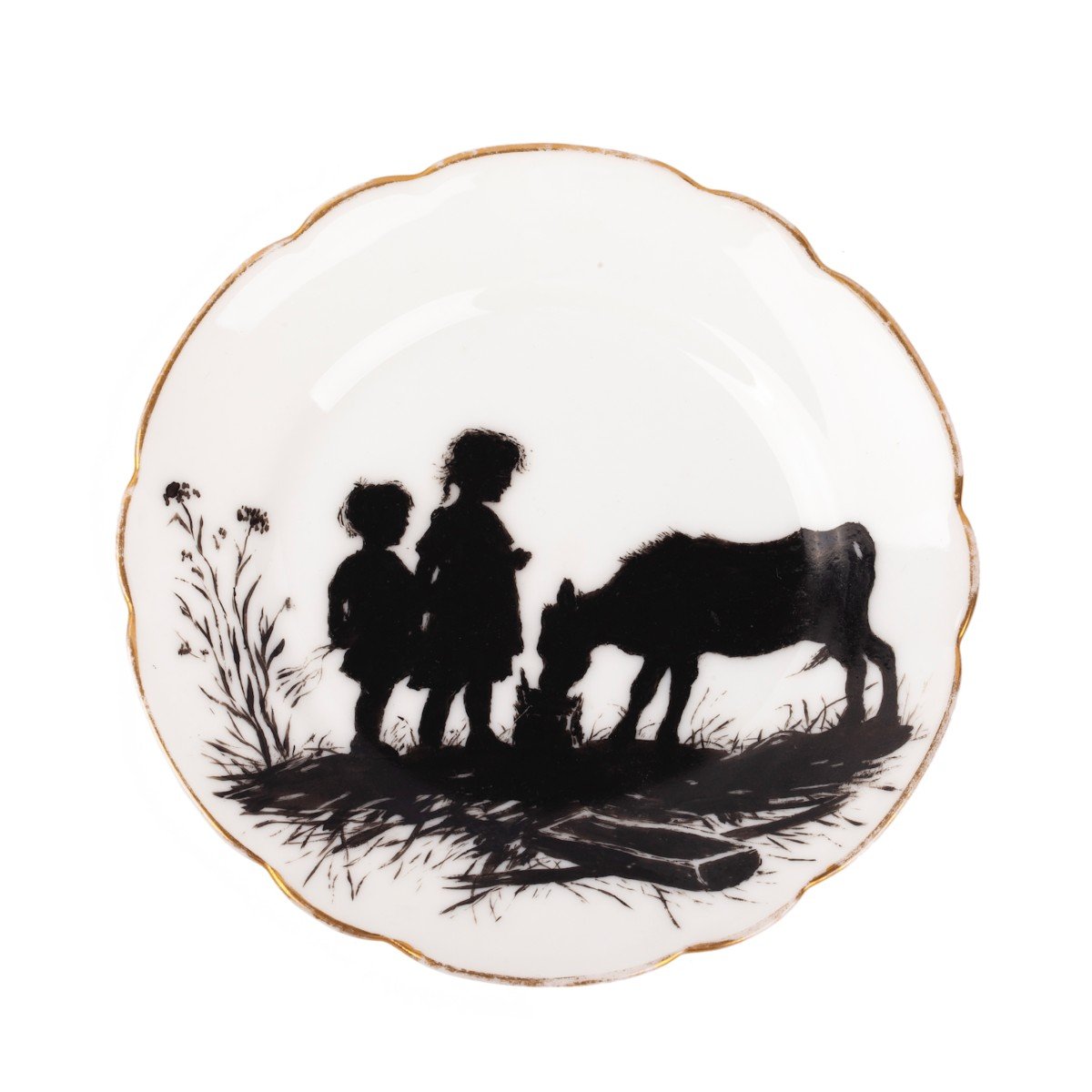 Un Ensemble De Six Assiettes En Porcelaine Avec Une Représentation d'Enfants Paysans -photo-3